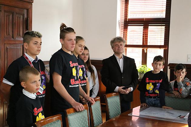 Wizyta Samorządu Uczniowskiego 43 w Ratuszu