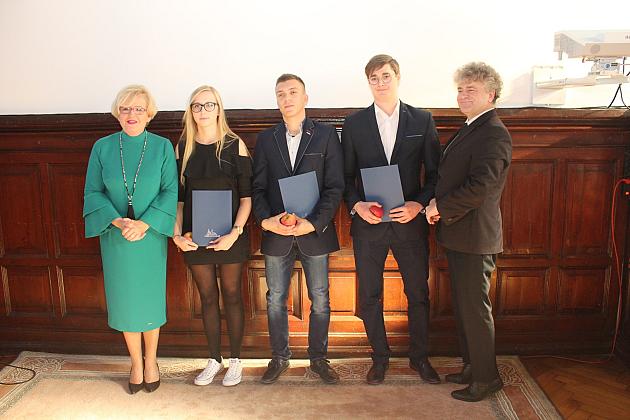 Nagrody i wyróżnienia z okazji Dnia Edukacji Narodowej