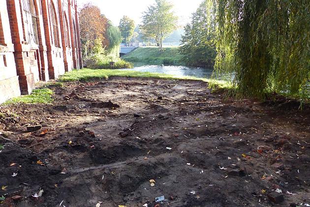 Skwer na Przymurnej. Ruszyły prace ziemne