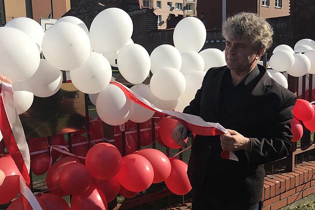 „Dąb Niepodległości” w Szkole Podstawowej nr 3 w Lęborku