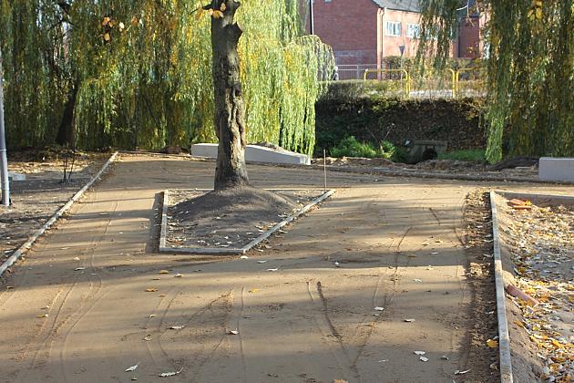 Skwer przy Przymurnej. Budowa zgodnie z planem
