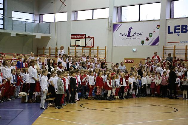 Szkoły i przedszkola wspólnie świętowały setną rocznicę Niepodległości