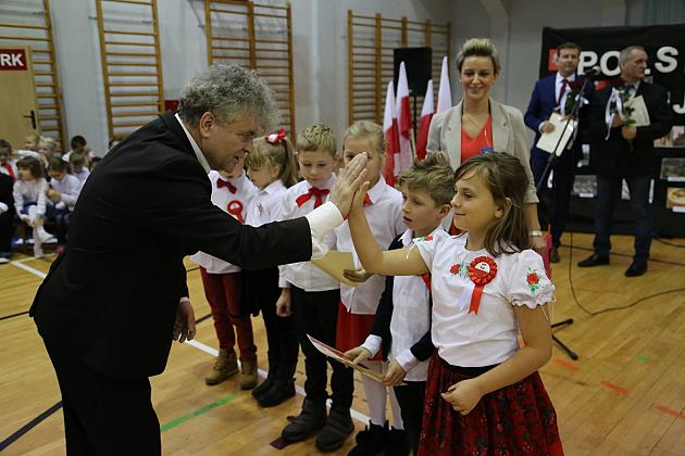 Szkoły i przedszkola wspólnie świętowały setną rocznicę Niepodległości