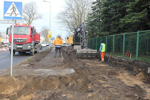 Przy Żeromskiego powstaje parking na 49 pojazdów
