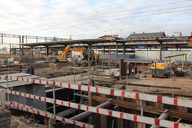 Przy Żeromskiego powstaje parking na 49 pojazdów