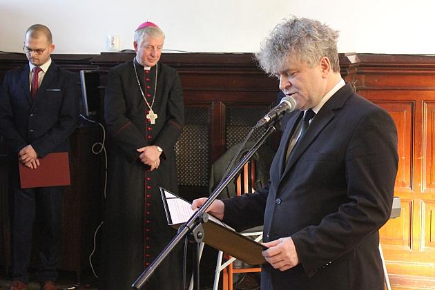 Biskup Kasyna z kolędą w ratuszu