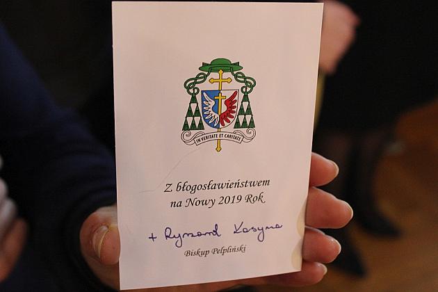 Biskup Kasyna z kolędą w ratuszu