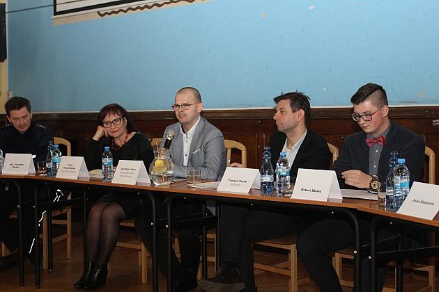 Debatowali o hejcie w życiu publicznym