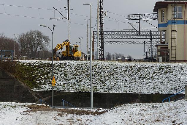 Nowe lampy na Kolejarzy
