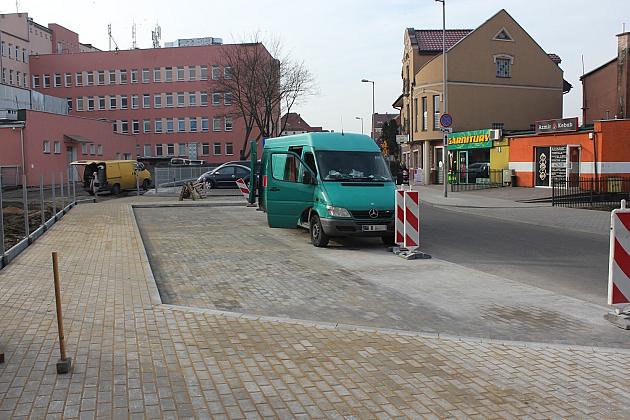 Nowe miejsca postojowe przy Węgrzynowicza