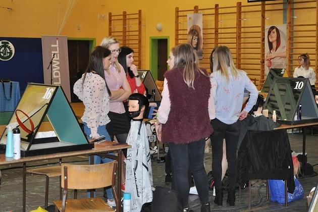 Rywalizowali w 49. Konkursie Fryzjerskim