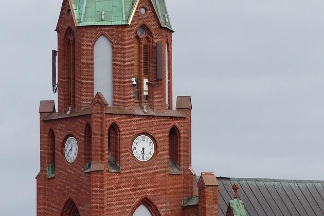 Finał I etapu remontu wieży kościoła NMP Królowej Polski