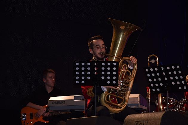 Orkiestra Dęta „Ziemia Lęborska” grała marsze i muzykę popularną