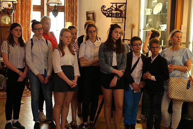 Popisali się wiedzą o zamkach gotyckich