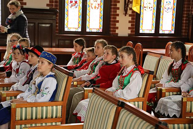 Wizyta uczniów z Kurpiów w Ratuszu