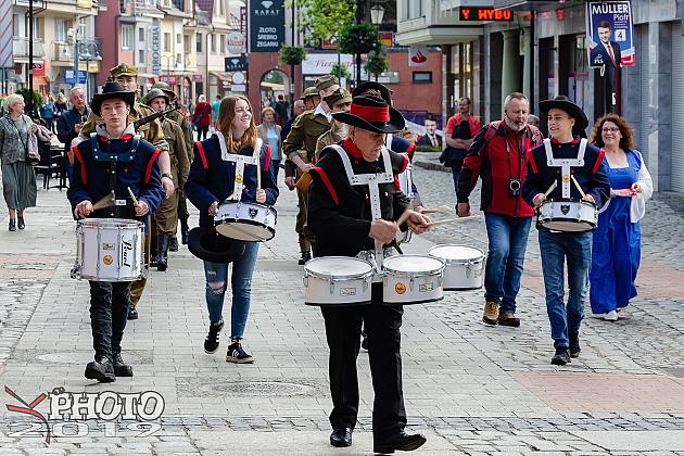 Noc Muzeów - tłumnie i gwarnie w muzealnych zakamarkach