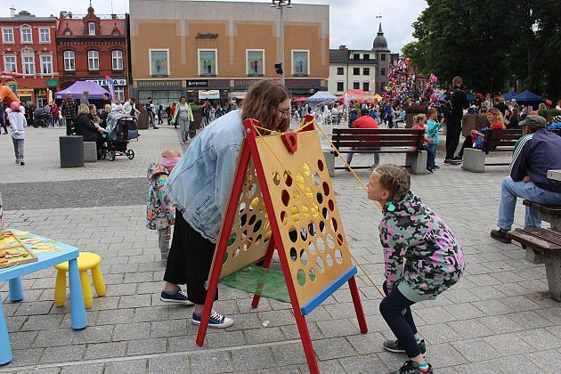 DZIEŃ DZIECKA. Super zabawa na Placu Pokoju