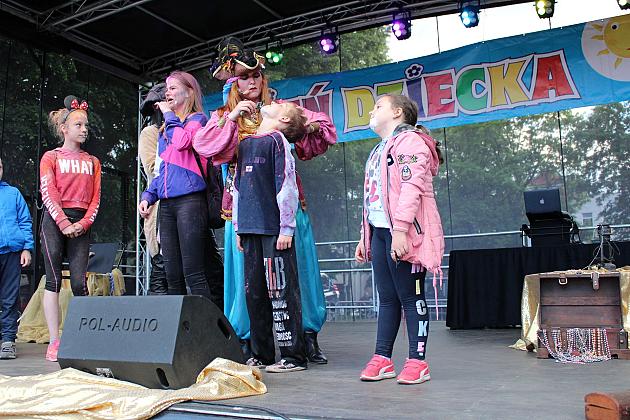 DZIEŃ DZIECKA. Super zabawa na Placu Pokoju