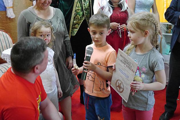 Przedszkole nr 6 odznaczyło „Szeryfów Praw Dziecka”