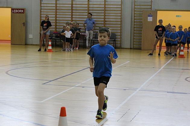 „Kto z nas lepiej i prędzej” – Konkurs Sportowy dla Szkół Podstawowych