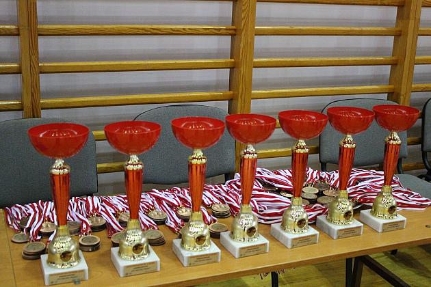 „Kto z nas lepiej i prędzej” – Konkurs Sportowy dla Szkół Podstawowych