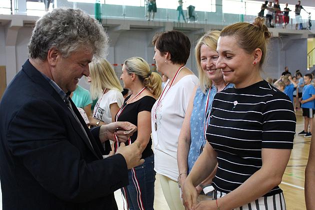 „Kto z nas lepiej i prędzej” – Konkurs Sportowy dla Szkół Podstawowych