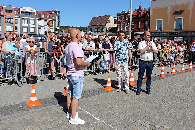 Tytani pokazali siłę na Placu Pokoju