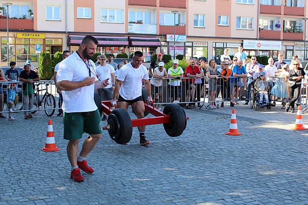 Tytani pokazali siłę na Placu Pokoju
