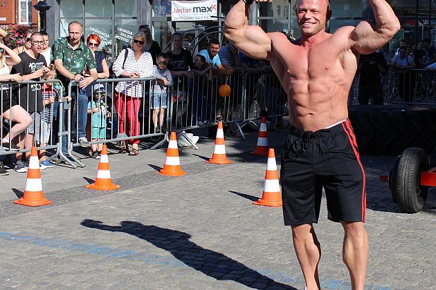 Tytani pokazali siłę na Placu Pokoju