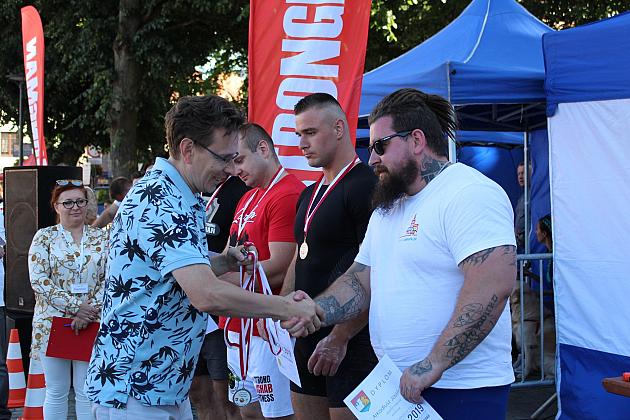 Tytani pokazali siłę na Placu Pokoju