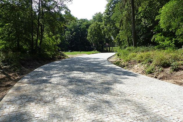 Piękna na półmetku