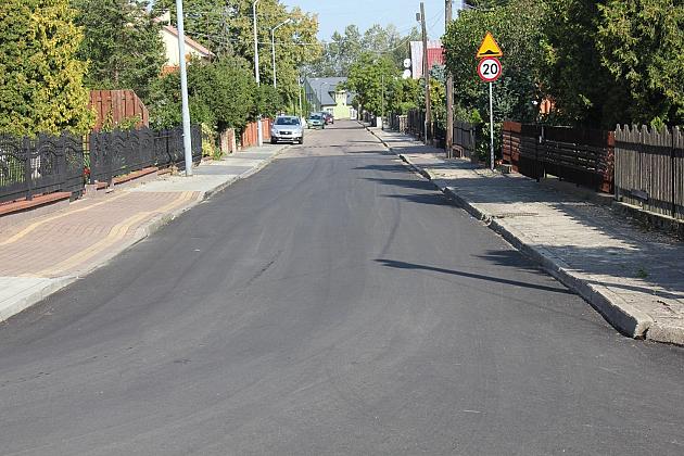 Nowy asfalt na Pionierów, Małoszyckiej, Kolonii i Kilińskiego