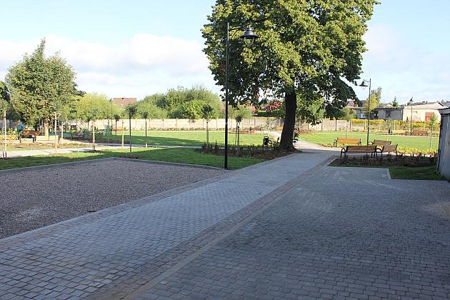 Rewitalizacyjna zmiana na podwórku przy Malczewskiego