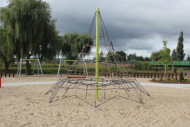 Rekreacja i wypoczynek nad rzeką przy Kazimierza Wielkiego