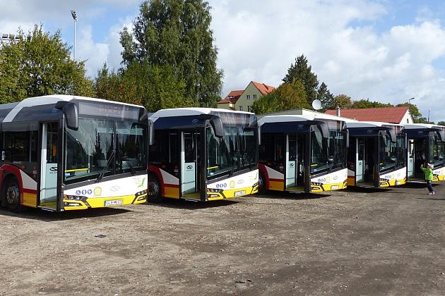 Nowe Solarisy w komplecie. Prezentacja autobusów w bazie ZKM-u