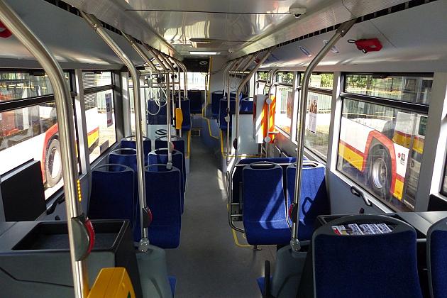 Nowe Solarisy w komplecie. Prezentacja autobusów w bazie ZKM-u