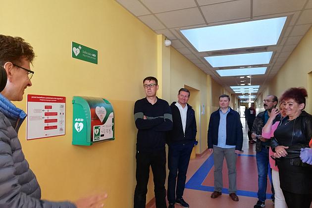 Zawody z pierwszej pomocy i pokaz użycia defibrylatora