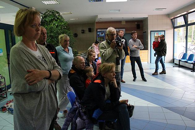 Defibrylator AED przekazany na Pływalnię „RAFA”