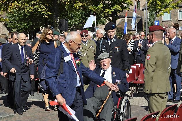 Harcerze z Lęborka na 75. rocznicy Operacji Market Garden