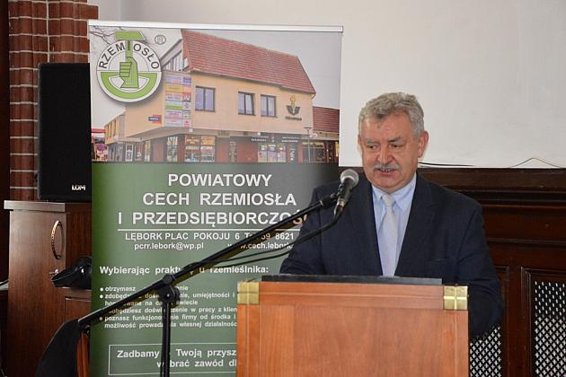 Pasowanie czeladników w ratuszu