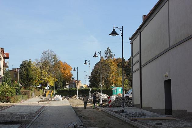 Kompozytowe tarasy za kinem „Fregata”