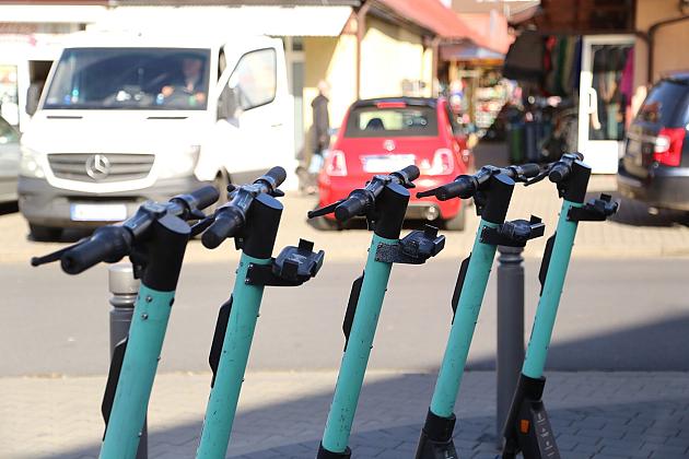 Zamiast autem – po Lęborku e-hulajnogą!