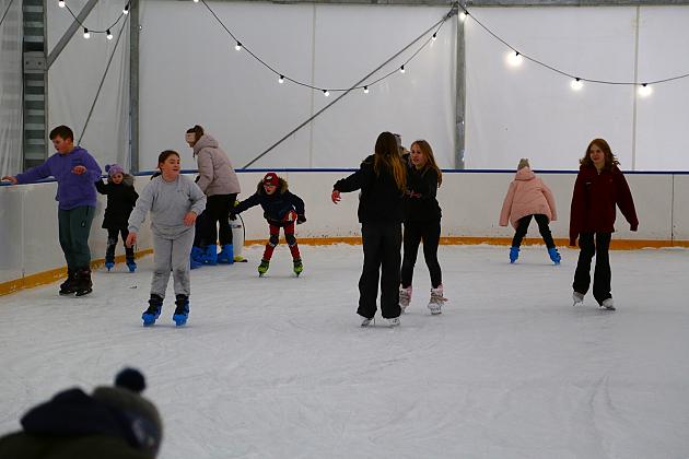 Lodowisko czynne także po feriach. Lodowa atrakcja otwarta do 29 lutego