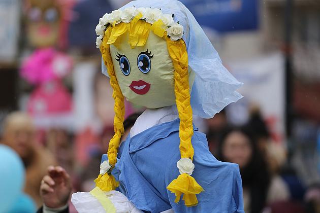 Obchody Pierwszego Dnia Wiosny w Lęborku: topienie marzann i rekreacyjny rajd pieszy