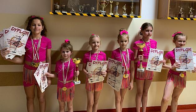 Sukcesy tancerek z SP 8 na turnieju