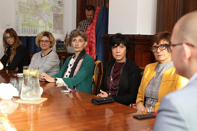 Nauczyciele z Włoch i Turcji z wizytą w ratuszu