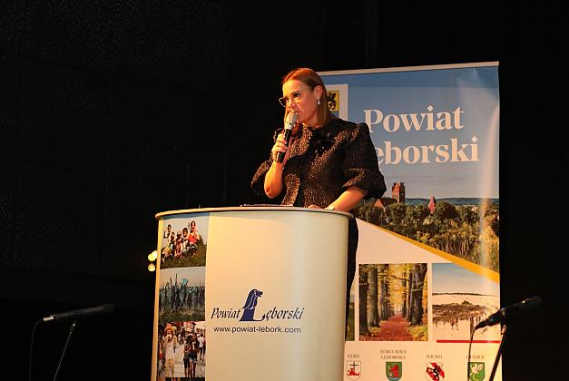 Seniorki i seniorzy na Powiatowym Forum Senioralnym w Lęborku