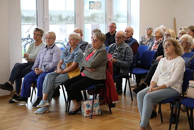 Warsztaty edukacyjne dla seniorów w klubie osiedlowym „Baza”