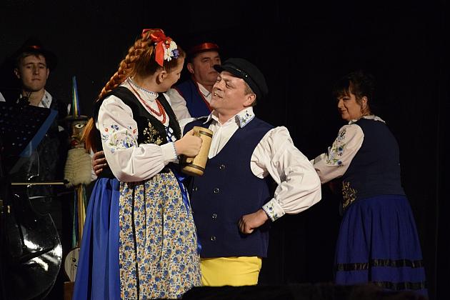 20-lecie Zespołu Pieśni i Tańca „Ziemia Lęborska” – Jubileusz pełen tańca i wzruszeń