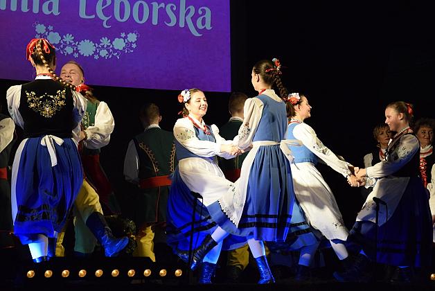 20-lecie Zespołu Pieśni i Tańca „Ziemia Lęborska” – Jubileusz pełen tańca i wzruszeń